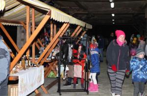 Lep obisk, zabavno vzdušje in pester program na Skupnem placu