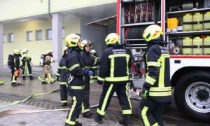 Gasilska vaja za članice