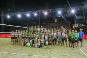 Odlična sezona v odbojki na mivki