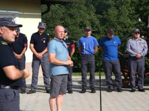 Tekmovanje s starimi in ročnimi brizgalnami