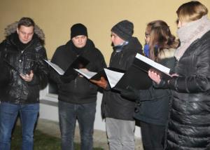 Prižig luči in blagoslov venca