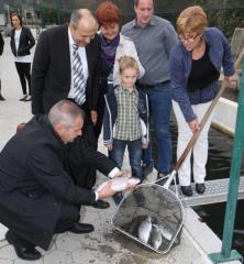 Minister mag. Židan obiskal ribogojnico Špegelj