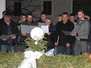 Blagoslov venca, prižig lučk in Labirint šepeta