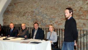 Veronika Deseniška povezuje tudi čezmejno - podpis partnerskega sporazuma