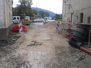 Prvi metri kanalizacije v Letušu