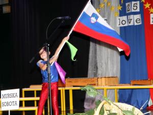 Župan z najboljšimi učenci, skupaj počastili 25 let Slovenije