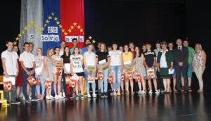 Župan z najboljšimi učenci, skupaj počastili 25 let Slovenije