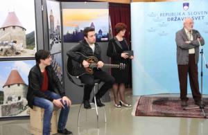 Razstava »Grad Žovnek« v Državnem svetu RS