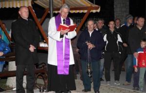 V Braslovčah prižgali prvo adventno lučko