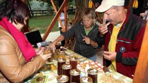 Kožuhanje - ličkanje koruze kot nekoč