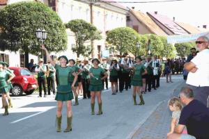 Na 53. prazniku hmeljarjev v Braslovčah izpraznili rekordno število vrčkov piva