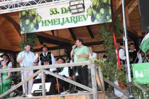 Na 53. prazniku hmeljarjev v Braslovčah izpraznili rekordno število vrčkov piva