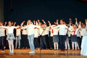 Na Gomilskem prepletli kulturo s humorjem