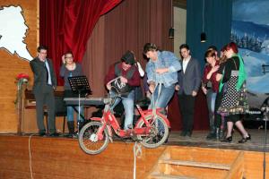 Na Gomilskem prepletli kulturo s humorjem