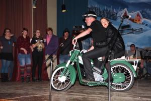 Na Gomilskem prepletli kulturo s humorjem