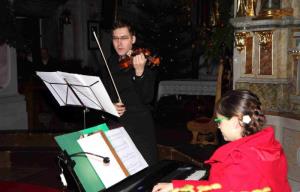 Mešani pevski zbor MV Braslovče z odličnimi gosti navdušil številne poslušalce