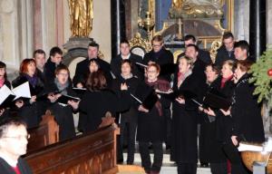 Mešani pevski zbor MV Braslovče z odličnimi gosti navdušil številne poslušalce