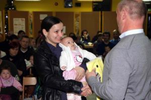 Župan z novorojenčki