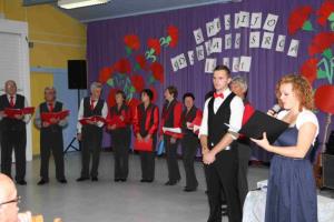 S pesmijo od srca do srca