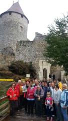 Člani Medobčinskega društva SOŽITJE Žalec na gradu Žovnek