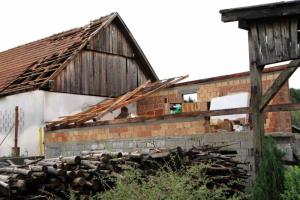 Neurje z obilo padavin povzročilo precej škode