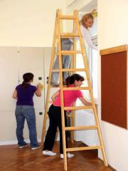 Starši pomagali pri obnovi notranjost šole na Gomilskem