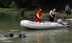 Gasilci izvedli vajo reševanje na vodi in iz vode
