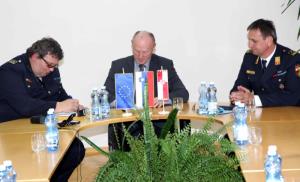 Podpisana pogodba z gasilci za leto 2014